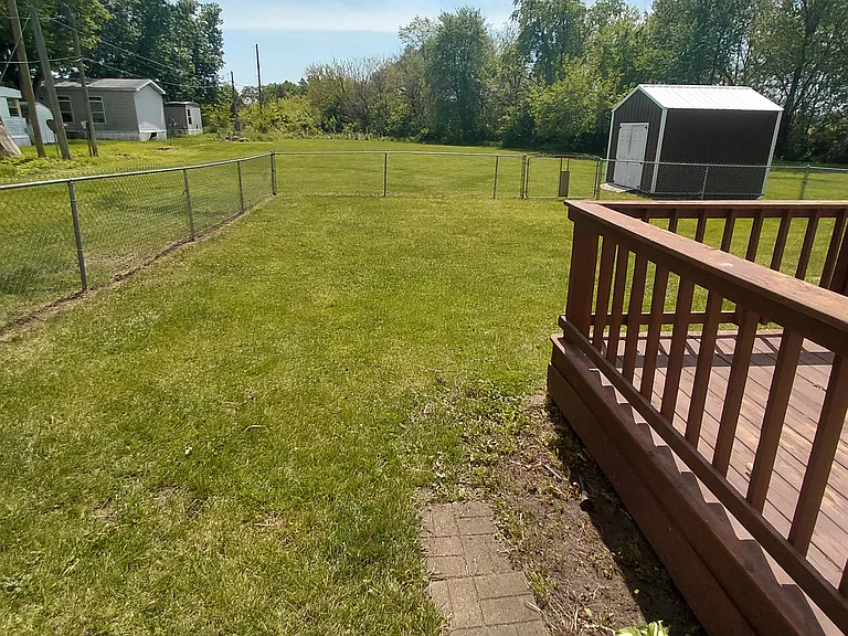 503 W Fowler Rd — Photo 16
