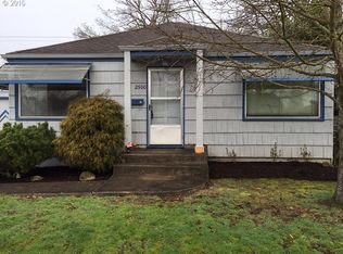 2500 E St, Springfield, OR 97477