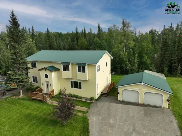 1920 Long Cir, North Pole, AK 99705
