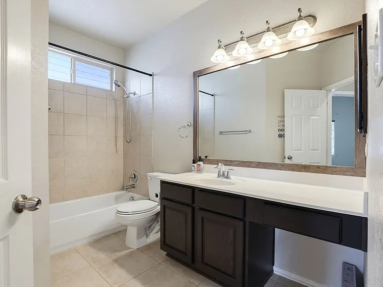 12011 Faithcrest #2 — Photo 17