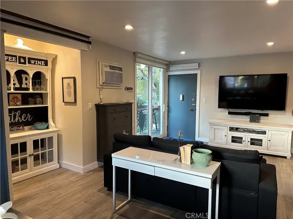 4255 W 5th St APT 101, Los Angeles, CA 90020