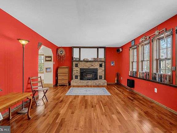 5th image of 266 Atsion Rd