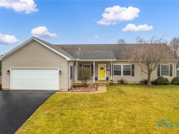 1485 Circle Dr, Millbury, OH 43447