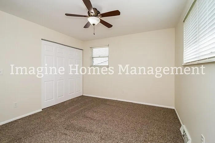 920 Yarger Dr — Photo 6