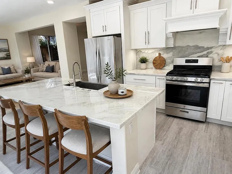 7350 Legacy Pl — Photo 5