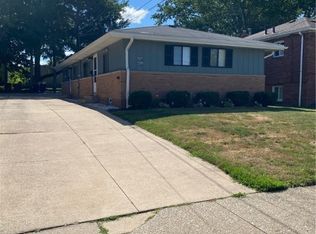 597 Baldwin Rd, Akron, OH 44312