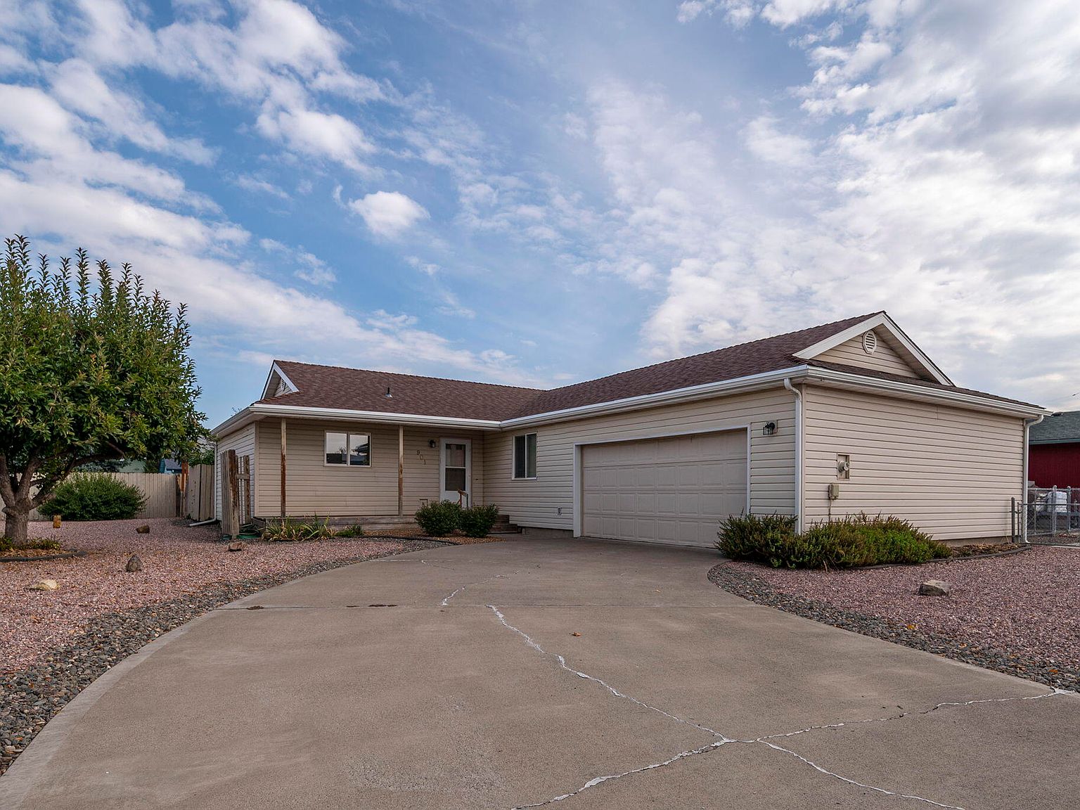 901 SE 3rd St, Prineville, OR 97754 Zillow