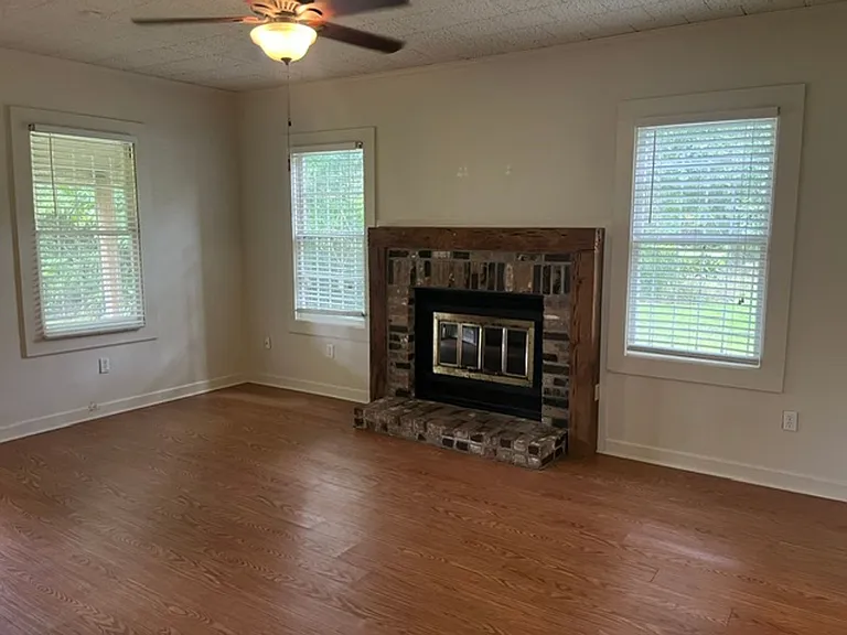 11917 N Harrells Ferry Rd — Photo 8