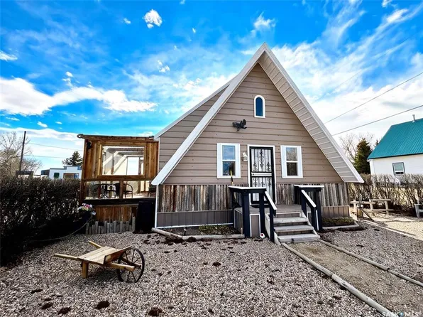 41 Second STREET, Tompkins, SK S0N 0B1