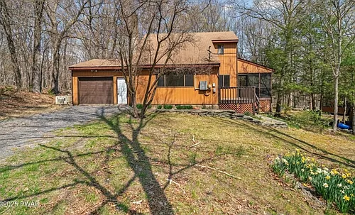 2223 Delaware Ct E Photo 1