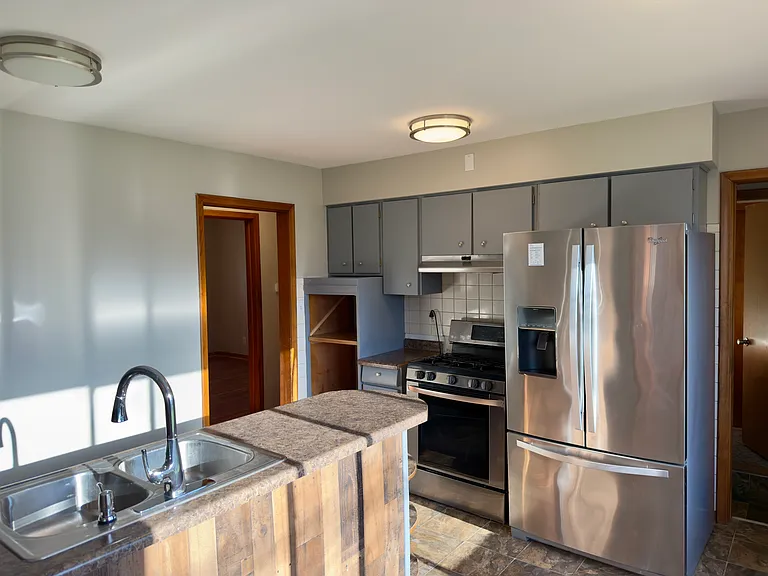 6590 Rockland St — Photo 12