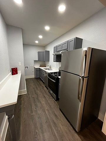 1st image of 326 Hot Wells Blvd #2