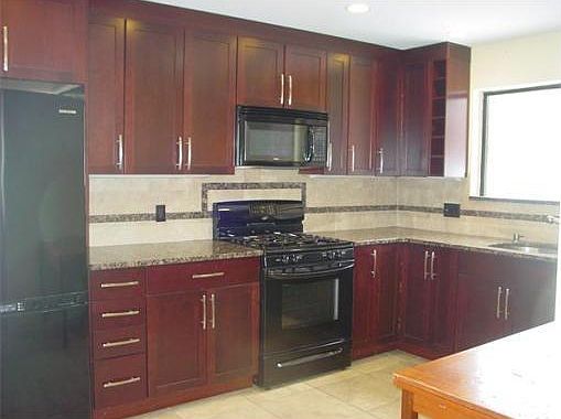 5th image of 91 Greenbrook Dr