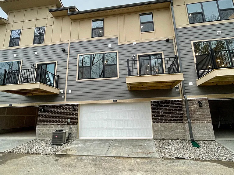 11580 Fulham St — Photo 17