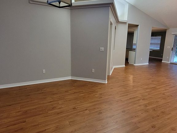Bonus Area off front door