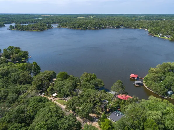 367 Callender Lake Dr, Murchison, TX 75778