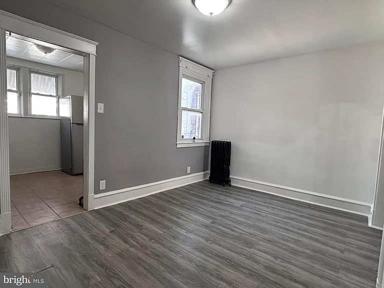 3948 Howland St — Photo 3
