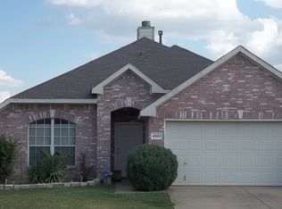 4901 Sleepy Ridge Cir, Fort Worth, TX 76133