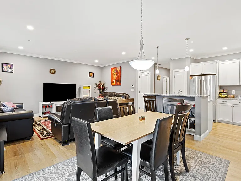 100 Baldwin Ave #7 — Photo 12