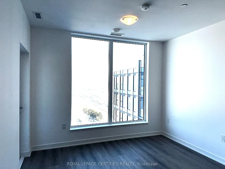 7439 Kingston Rd #1116 — Photo 11