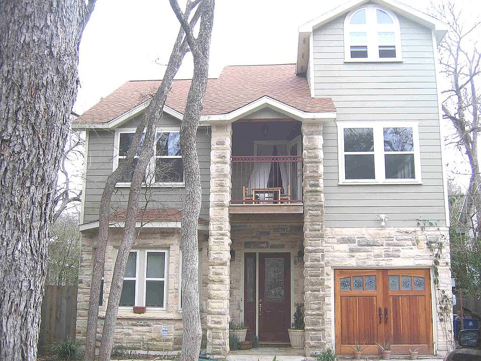 front of main house  2003A