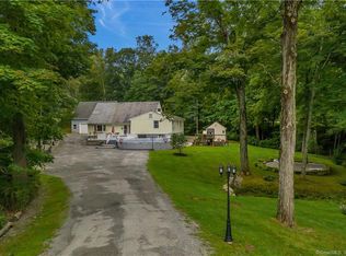 29 Old Canterbury Rd, Plainfield, CT 06374