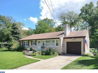 517 Sutherland Rd, Ewing, NJ 08618