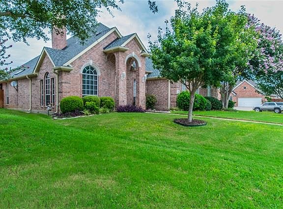 2nd image of 546 Abbey Ct