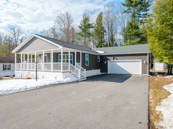 46 Blair Drive, Rochester, NH 03868