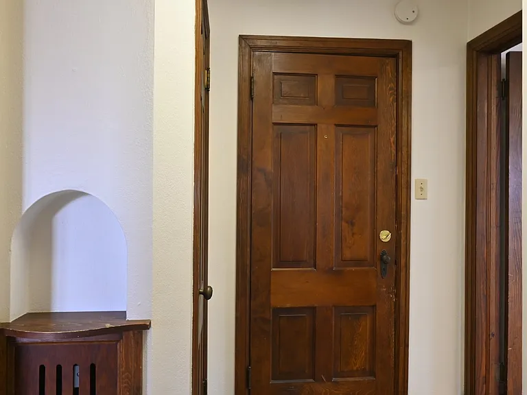 1317 College Ct #W — Photo 12