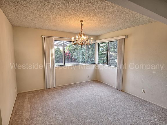 3rd image of 2825 Klein Rd