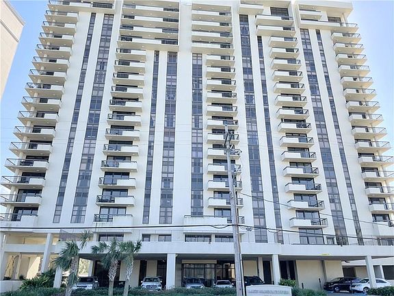 2nd image of 300 Lake Marina Dr #6C
