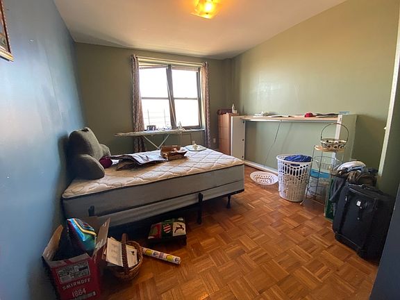 4th image of 214 Beach 96th St APT 6G
