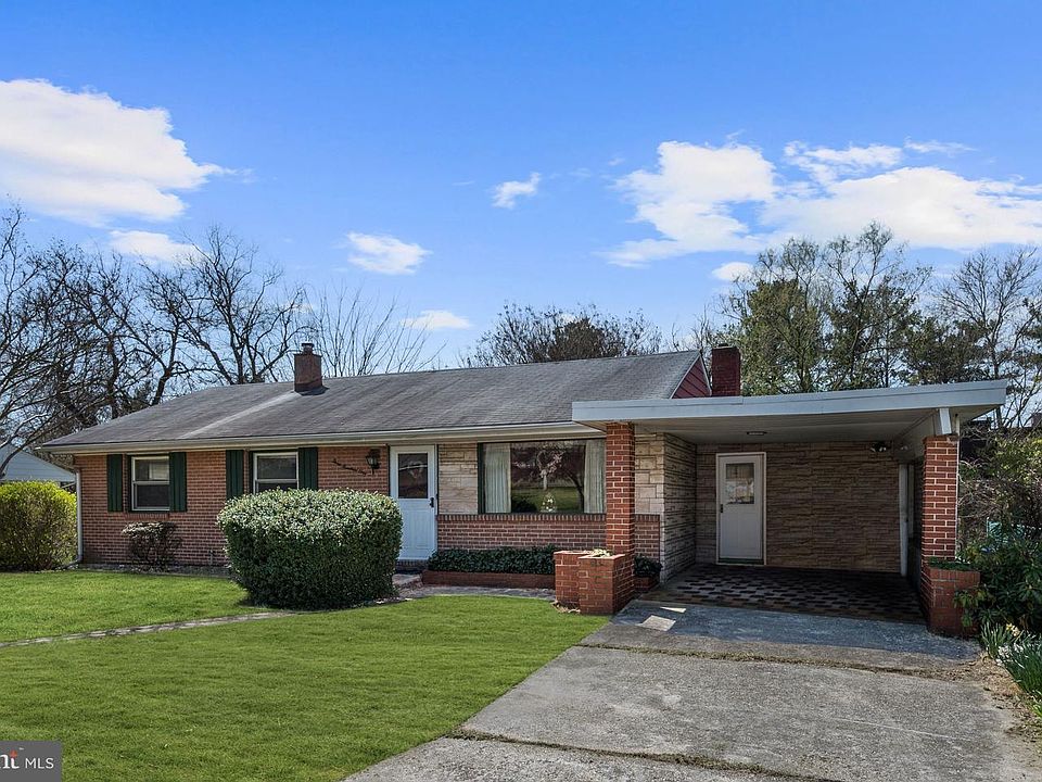 1st image of 301 Longwood Ave