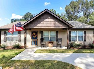 105 S Moore St, Duncan, SC 29334