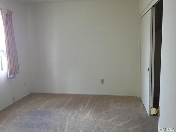 5th image of 214 N Atlantic Blvd APT B