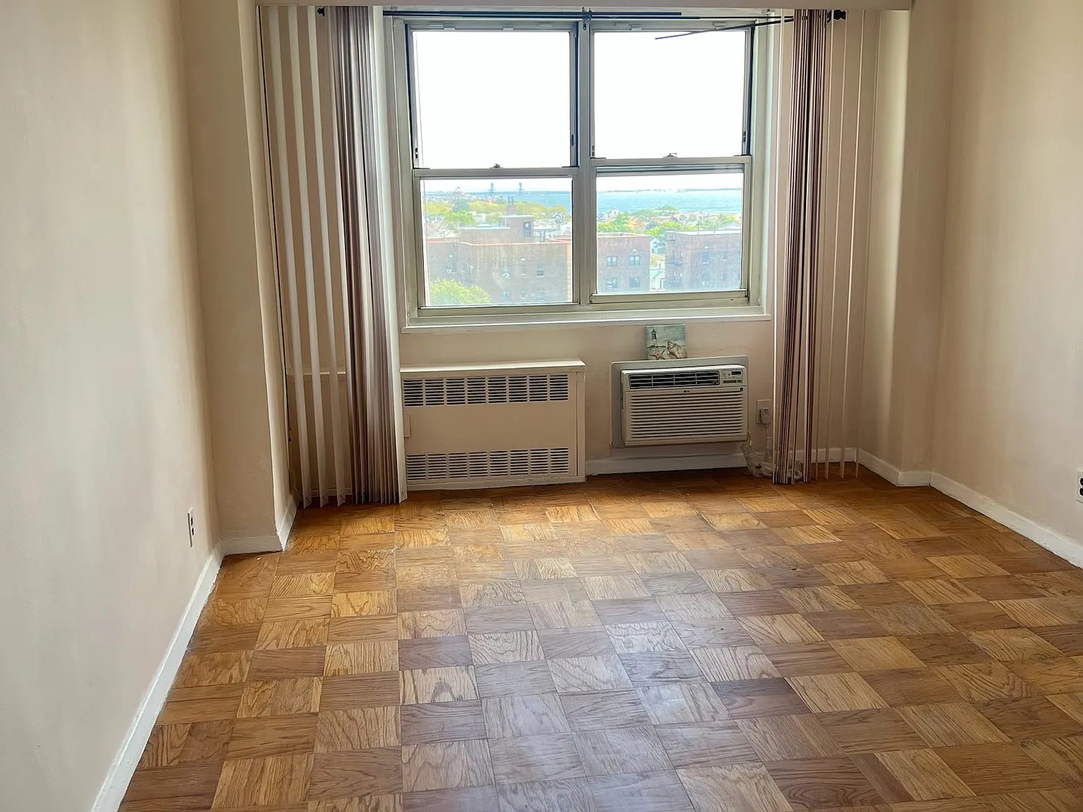 1 bed, 700 sqft, $2,500 — Photo 1