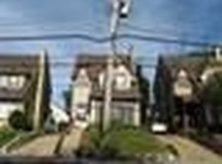 10211 Farmers Blvd, Hollis, NY 11423