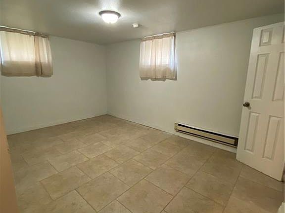 4th image of 415 W Jenkins St