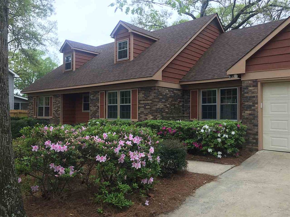 2nd image of 413 Westwood Dr