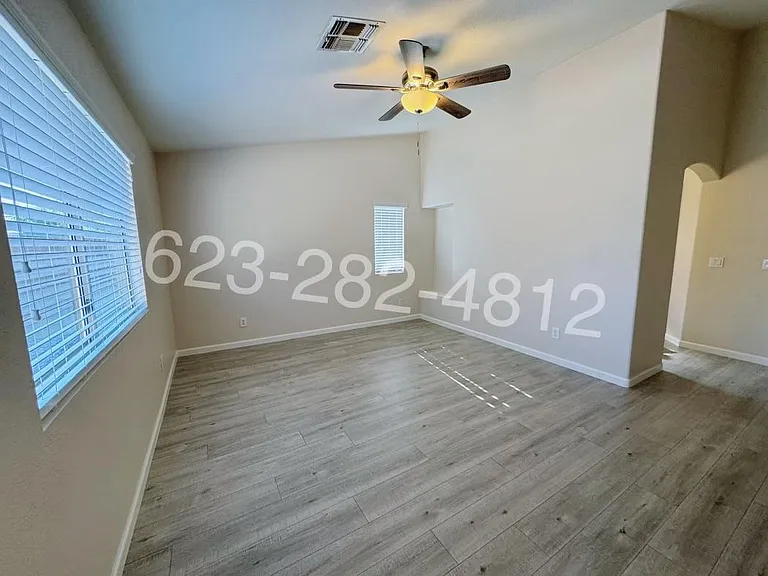 8556 W Carol Ave — Photo 7