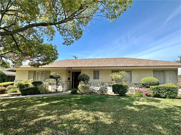1729 Lynoak Dr, Claremont, CA 91711