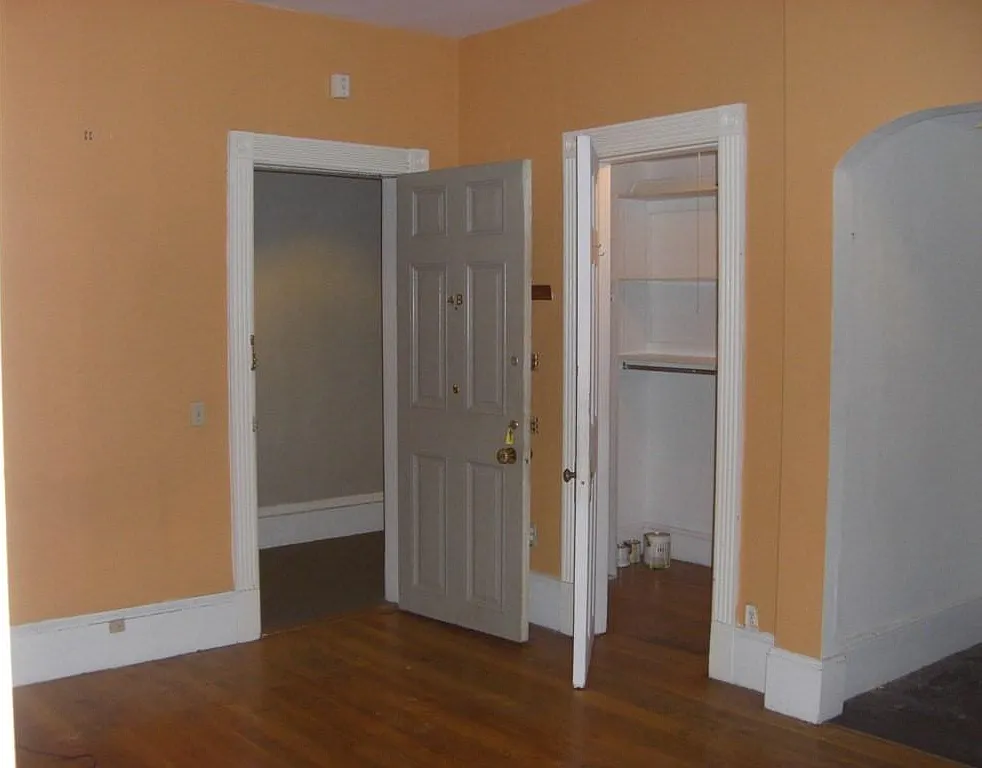 1 bed, 1.0 bath, 650 sqft, $2,250 — Photo 2