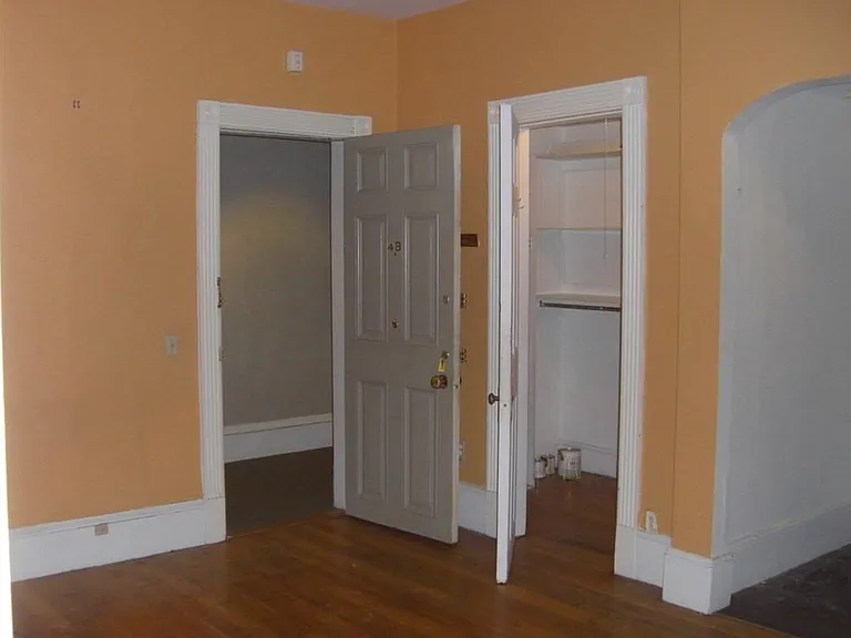 271 Dartmouth St #1A — Photo 2