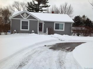 18290 21 Mile Rd, Macomb, MI 48044