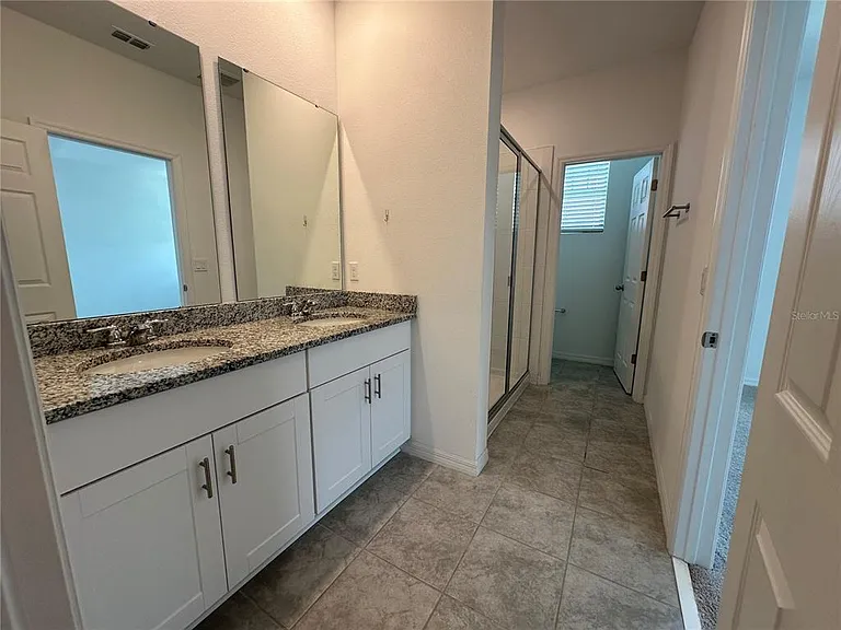 4724 Homestead Trail St — Photo 15