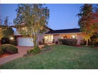 445 Guadalupe Dr, Los Altos, CA 94022
