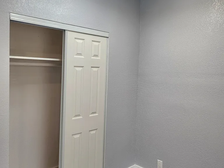 148 E Tamarack Ave #13 — Photo 20
