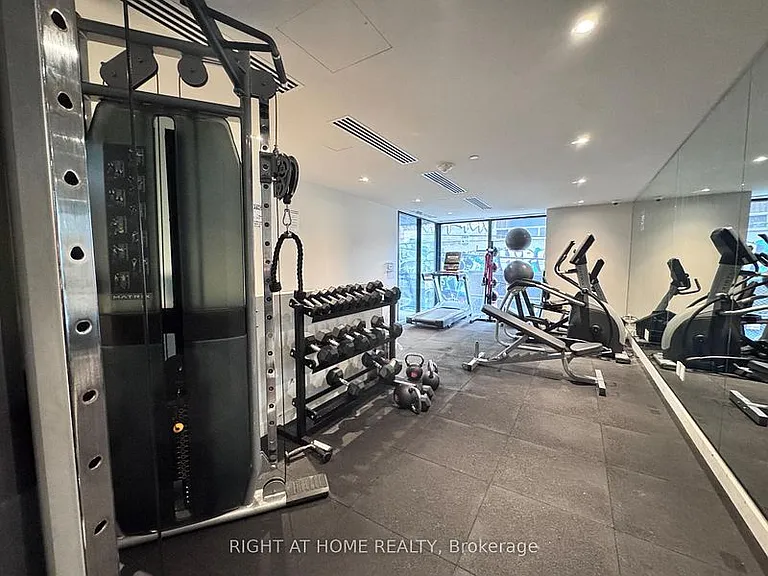 458 Richmond St W #107 — Photo 18