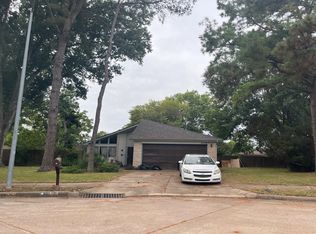 8122 Solana Dr, Houston, TX 77083